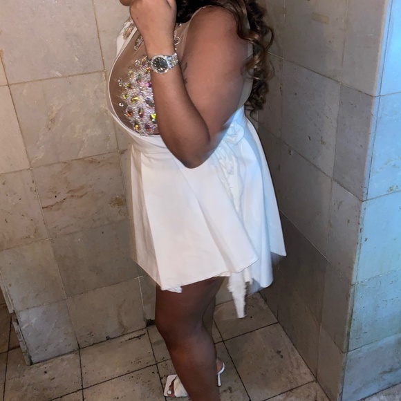 CUSTOM BIRTHDAY DRESS - Picture 3 of 3